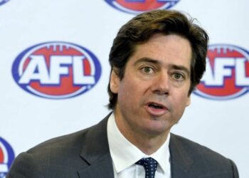 Gillon McLachlan to step down as AFL Chief Executive